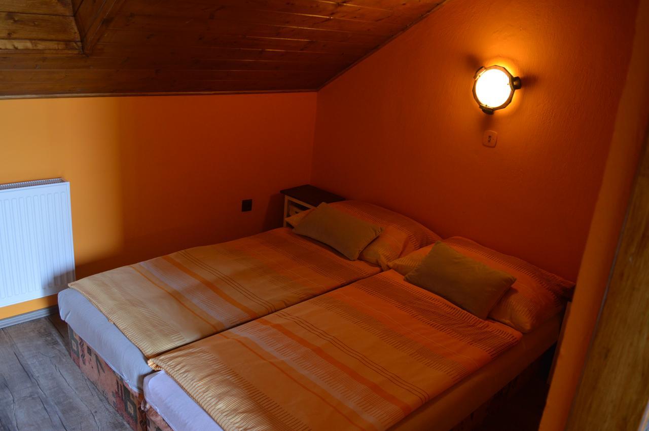 Guest House Hakluv Mlyn Hrabetice  Exterior photo