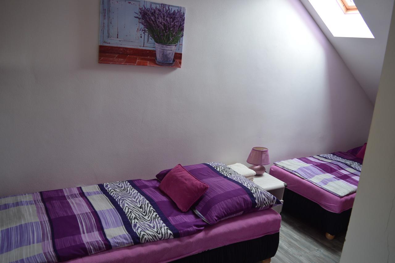 Guest House Hakluv Mlyn Hrabetice  Exterior photo